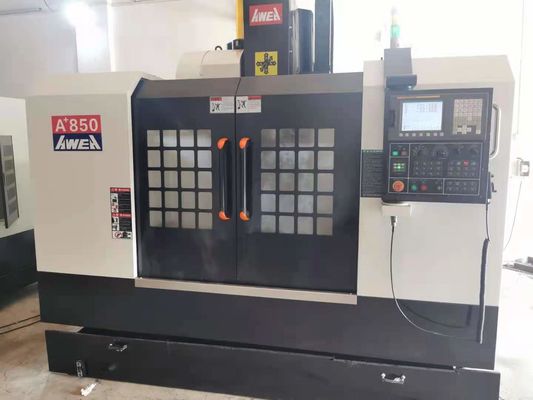 تستخدم مركز الخراطة والطحن CNC Awea 850 3 محاور نظام VMC FANUC